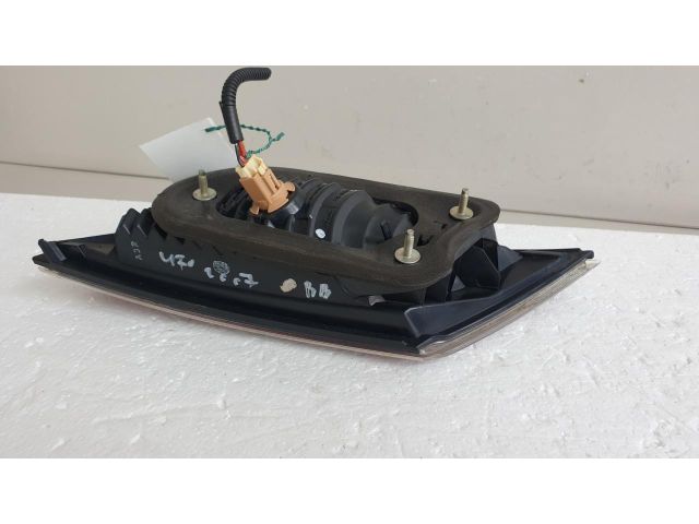 bontott HONDA CIVIC VIII Bal Belső Hátsó Lámpa