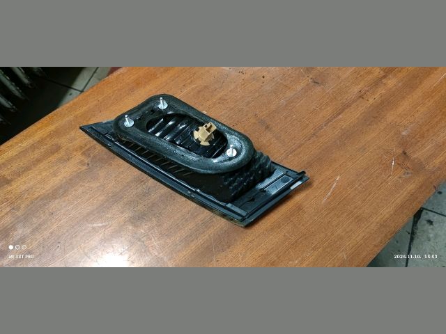 bontott HONDA CIVIC VIII Bal Belső Hátsó Lámpa