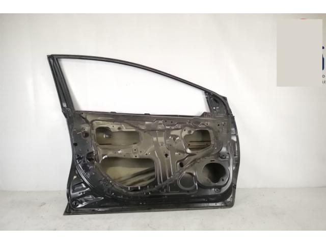 bontott HONDA CIVIC VIII Bal első Ajtó (Részeivel)