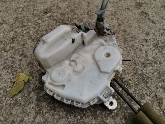 bontott HONDA CIVIC VIII Bal első Ajtózár