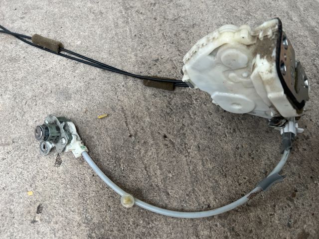 bontott HONDA CIVIC VIII Bal első Ajtózár