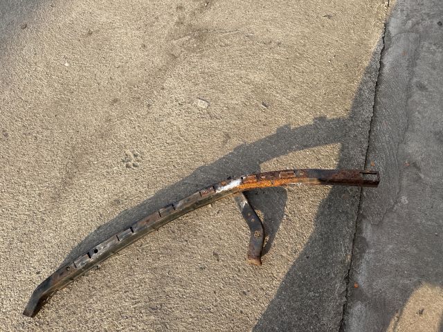 bontott HONDA CIVIC VIII Bal első Lökhárító Tartó (Műanyag)