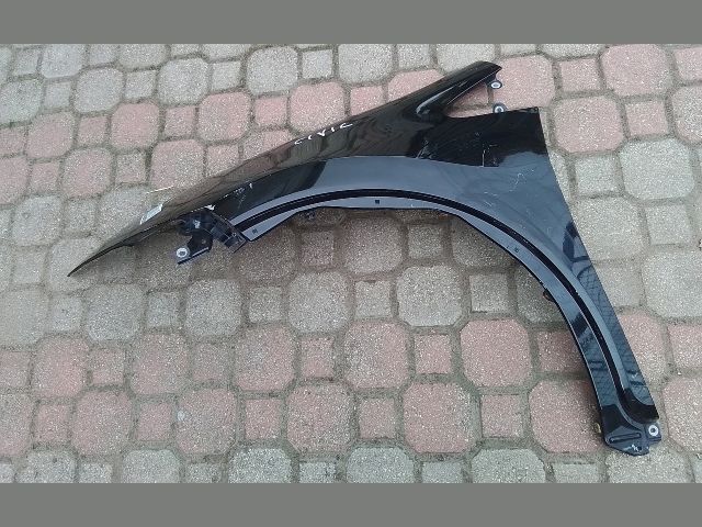 bontott HONDA CIVIC VIII Bal első Sárvédő