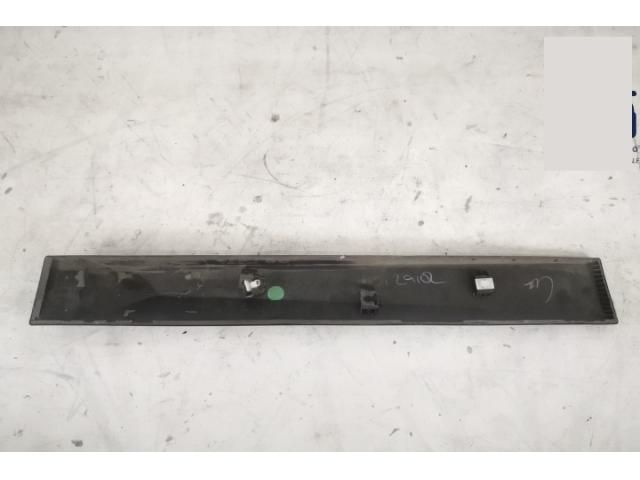 bontott HONDA CIVIC VIII Bal hátsó Ajtó Díszléc