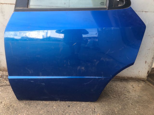 bontott HONDA CIVIC VIII Bal hátsó Ajtó (Részeivel)