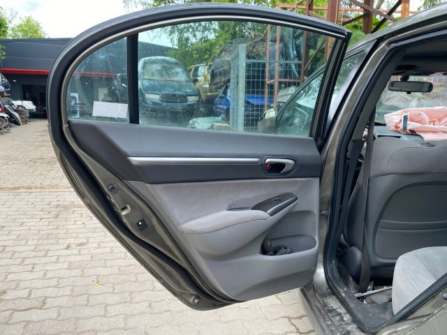 bontott HONDA CIVIC VIII Bal hátsó Ajtó (Üres lemez)