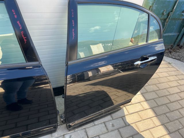 bontott HONDA CIVIC VIII Bal hátsó Ajtó (Üres lemez)