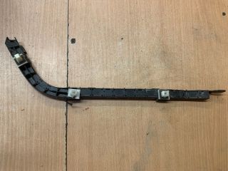 bontott HONDA CIVIC VIII Bal hátsó Oldal Lökhárító Tartó (Műanyag)