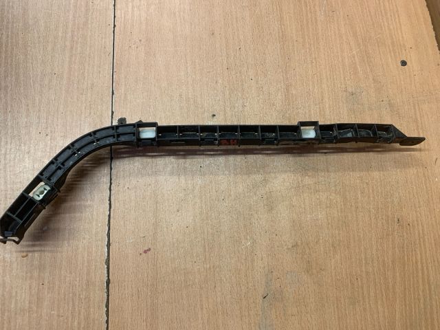 bontott HONDA CIVIC VIII Bal hátsó Oldal Lökhárító Tartó (Műanyag)