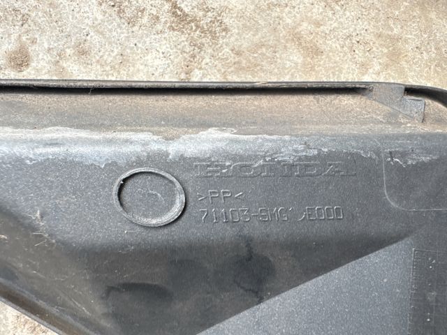 bontott HONDA CIVIC VIII Bal Ködlámpa Rács