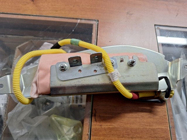 bontott HONDA CIVIC VIII Bal Oldallégzsák