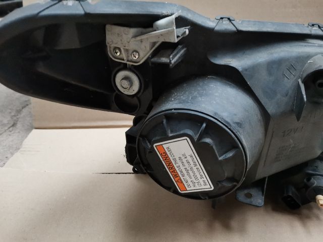 bontott HONDA CIVIC VIII Bal Xenon Fényszóró