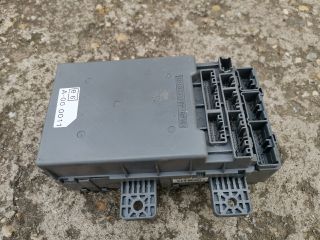 bontott HONDA CIVIC VIII Biztosítéktábla Utastér