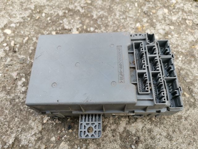 bontott HONDA CIVIC VIII Biztosítéktábla Utastér