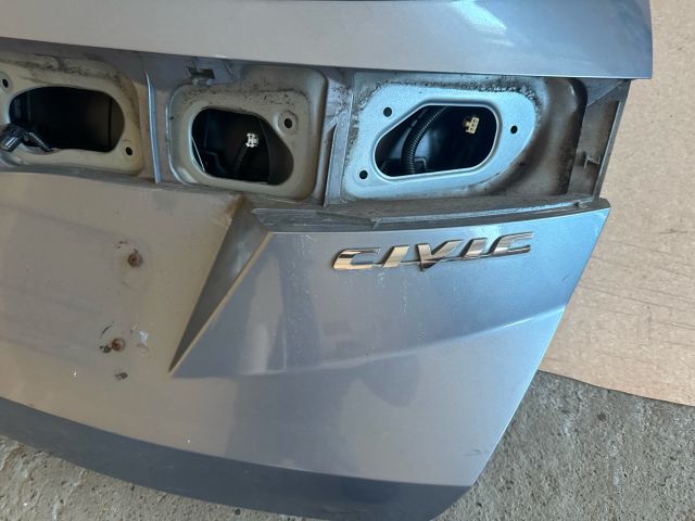 bontott HONDA CIVIC VIII Csomagtérajtó (Üres lemez)