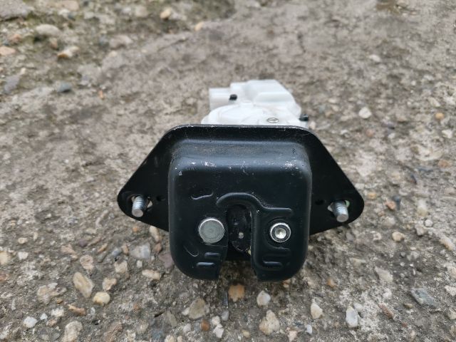 bontott HONDA CIVIC VIII Csomagtérajtó Zárszerkezet