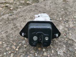 bontott HONDA CIVIC VIII Csomagtérajtó Zárszerkezet