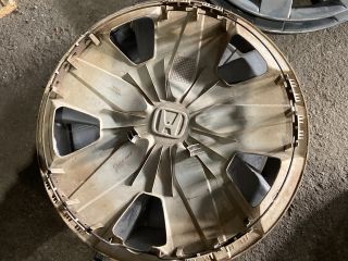 bontott HONDA CIVIC VIII Dísztárcsa (1 db)