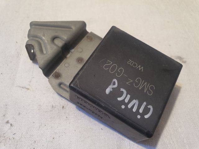 bontott HONDA CIVIC VIII Elektronika (Magában)