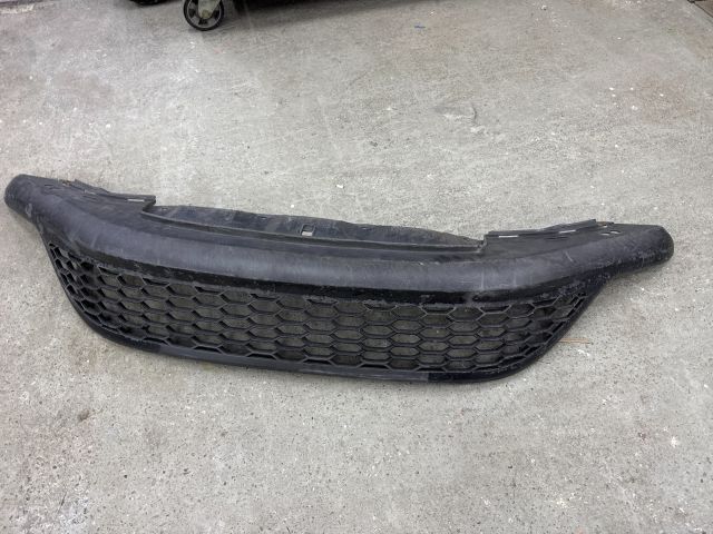 bontott HONDA CIVIC VIII Első Lökhárító Alsó (Műanyag)