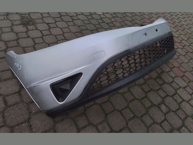 bontott HONDA CIVIC VIII Első Lökhárító (Részeivel)