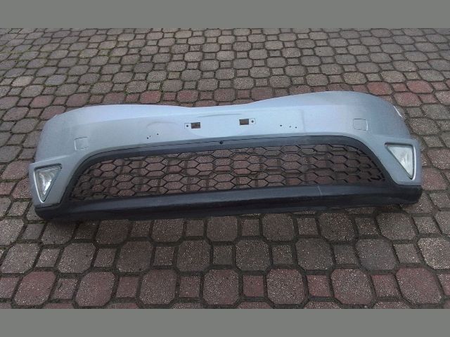 bontott HONDA CIVIC VIII Első Lökhárító (Részeivel)