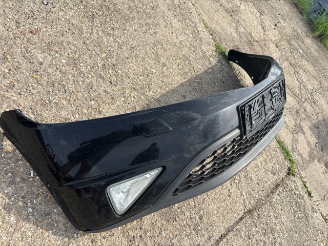 bontott HONDA CIVIC VIII Első Lökhárító (Részeivel)