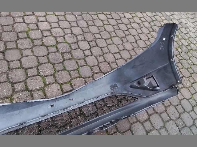 bontott HONDA CIVIC VIII Első Lökhárító (Részeivel)