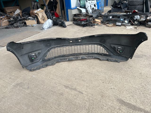 bontott HONDA CIVIC VIII Első Lökhárító (Részeivel)