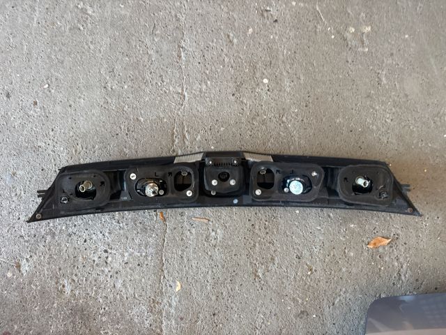 bontott HONDA CIVIC VIII Hátsó Lámpa Középső