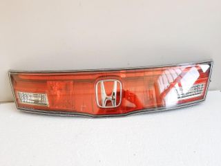 bontott HONDA CIVIC VIII Hátsó Lámpa Középső