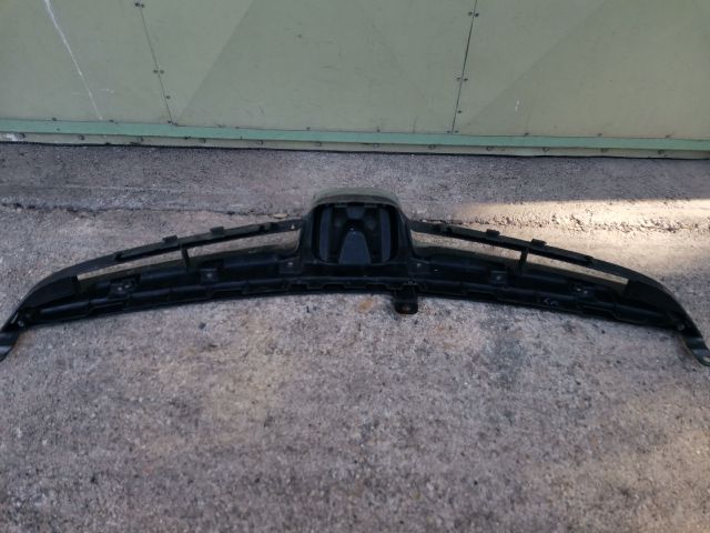 bontott HONDA CIVIC VIII Hűtőrács