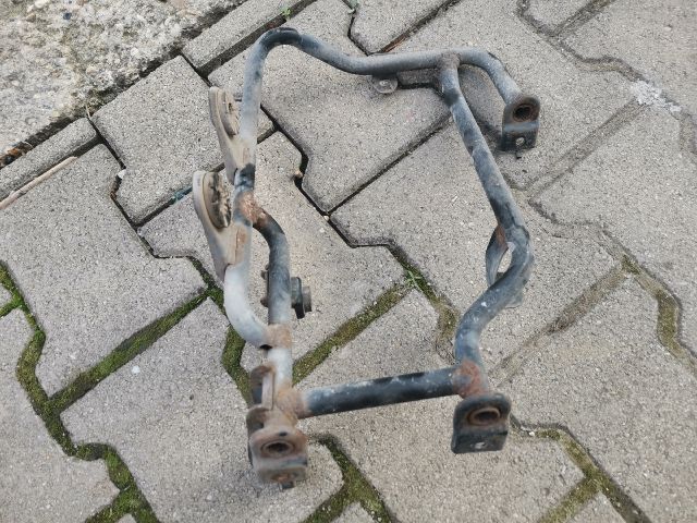 bontott HONDA CIVIC VIII Intercooler Tartó