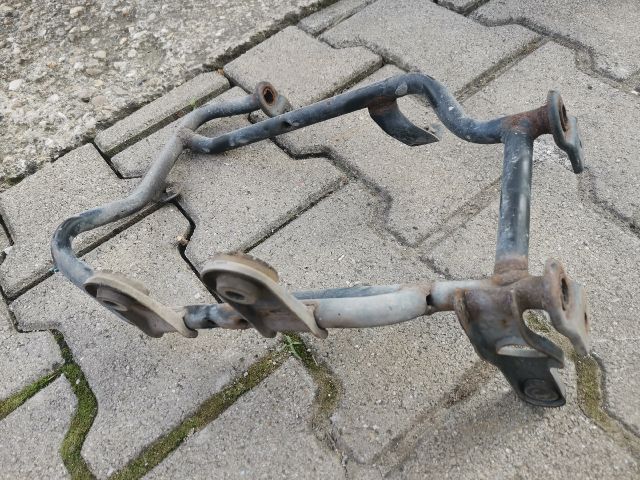 bontott HONDA CIVIC VIII Intercooler Tartó