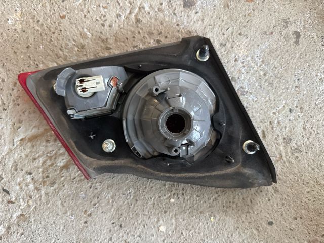 bontott HONDA CIVIC VIII Jobb Belső Hátsó Lámpa