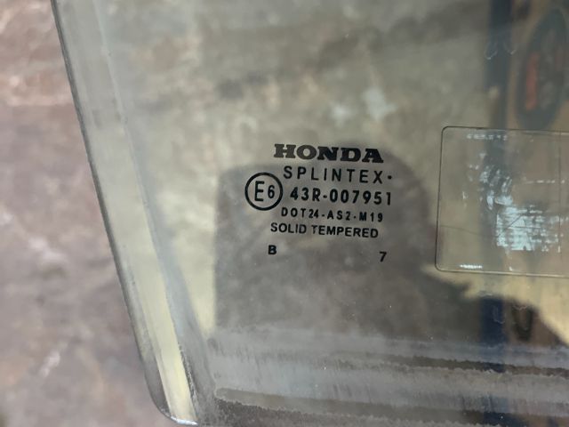 bontott HONDA CIVIC VIII Jobb első Ablak