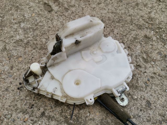 bontott HONDA CIVIC VIII Jobb első Ajtózár