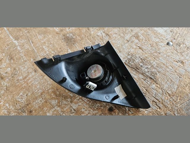 bontott HONDA CIVIC VIII Jobb első Hangszóró