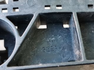 bontott HONDA CIVIC VIII Jobb első Lökhárító Tartó (Műanyag)