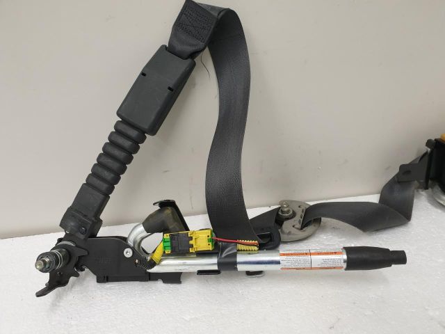 bontott HONDA CIVIC VIII Jobb első Övfeszítő