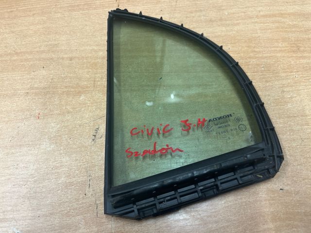 bontott HONDA CIVIC VIII Jobb hátsó Fixüveg (Ajtóban)