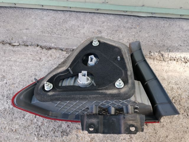 bontott HONDA CIVIC VIII Jobb Hátsó Lámpa