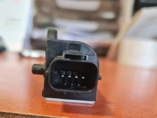 bontott HONDA CIVIC VIII Jobb hátsó Oldal Ütközés Érzékelő