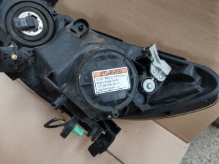 bontott HONDA CIVIC VIII Jobb Xenon Fényszóró