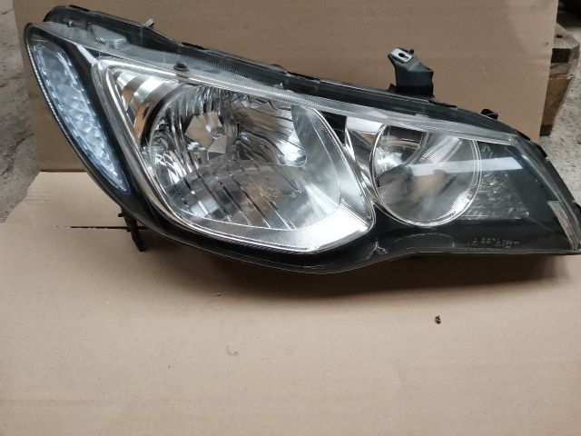 bontott HONDA CIVIC VIII Jobb Xenon Fényszóró
