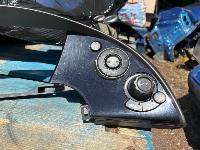 bontott HONDA CIVIC VIII Kilométeróra Keret