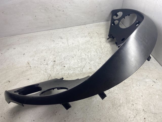 bontott HONDA CIVIC VIII Középkonzol Keret