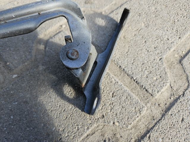 bontott HONDA CIVIC VIII Motorháztető Jobb Zsanér