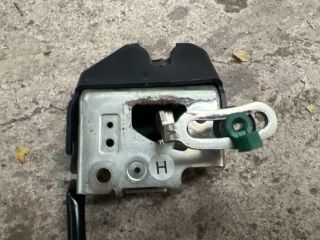 bontott HONDA CIVIC VIII Motorháztető Zárszerkezet