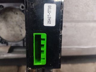 bontott HONDA CIVIC VIII Rádió / CD Keret